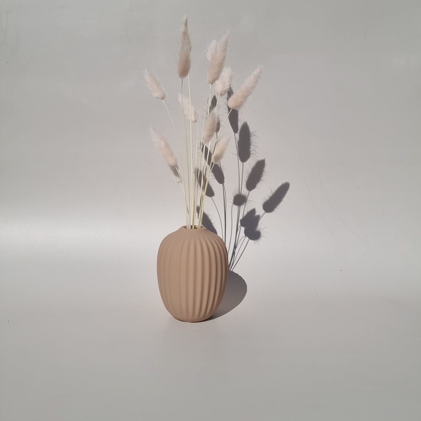 TARA | Mini Arrangements in Nude Vase